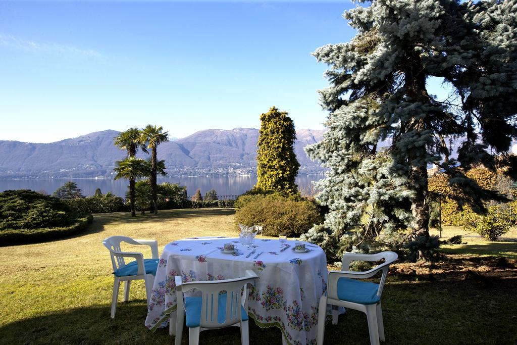 Villa Panorama Porto Valtravaglia Kültér fotó
